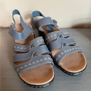 Clarks Leather Adjustable Strap Soft Cushion‎ Sandals Size Women 9.5W Artisan